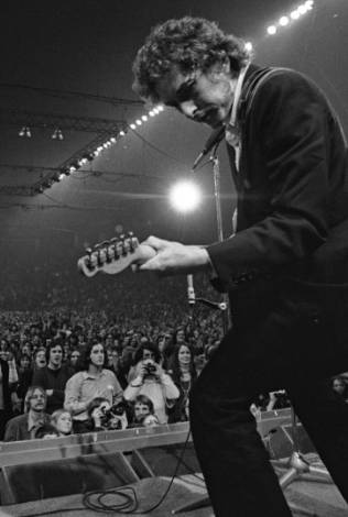 Stepping Into the Unknown: Films from the Bob Dylan Center